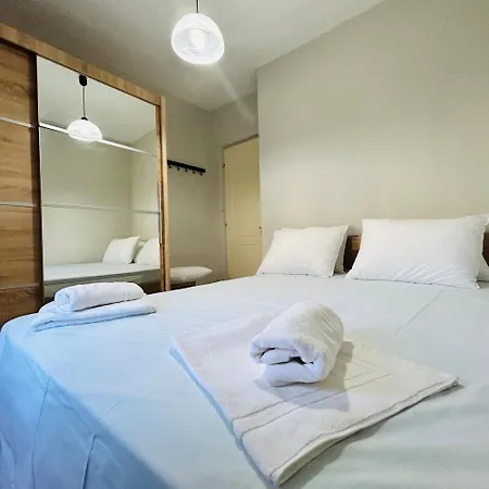 Next To The , Delta Hospitality Appartement