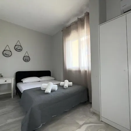 Appartement Next To The , Delta Hospitality